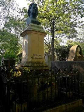 Onorė de Balzako kapas. Per Lašezo kapinės, Paryžius