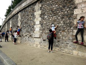 Net sienos pritaikytos rekreacijai. Paryžius