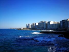 Urbanizuota šiaurinė Maltos pakrantė
